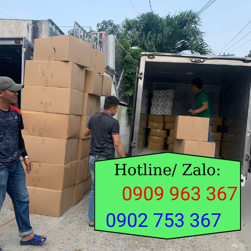 hoạt động giao hàng tại lê Thanh