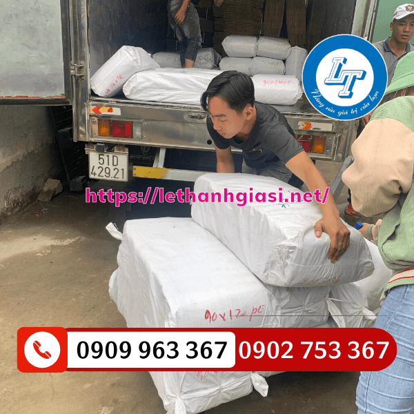 Túi xốp hai quai đục lỗ giá sỉ đại lý túi xốp