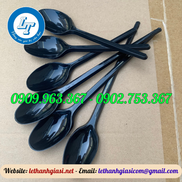 MUỖNG NHỰA CÁN DÀI ĐỦ MÀU GIÁ RẺ TẬN XƯỞNG muỗng nhựa màu đen