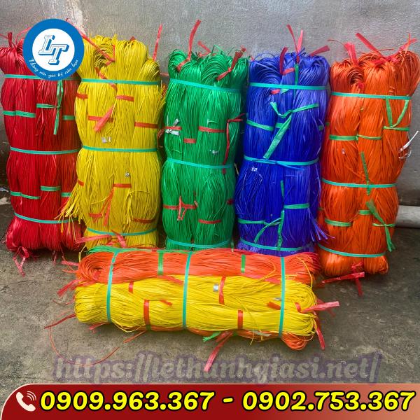 DÂY NILON SỢI NHỎ BÓ 1KG ĐỦ MÀU DÂY NILON SỢI NHỎ BÓ 1KG ĐỦ MÀU