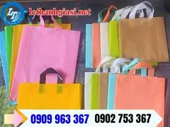 BÁN GIÁ SỈ TÚI PE MÀU QUAI ÉP TẠI TPHCM RẺ NHẤT