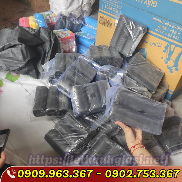 PHÂN PHỐI BÁN SỈ TÚI RÁC ĐEN CUỘN ĐỦ SIZE GIÁ RẺ NHẤT túi đựng rác màu đen