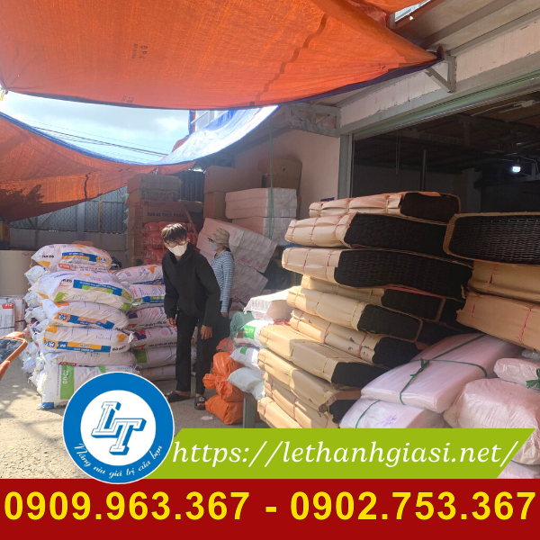 Bỏ sỉ túi xốp 2 quai màu trắng sữa giá tốt đại lý túi xốp