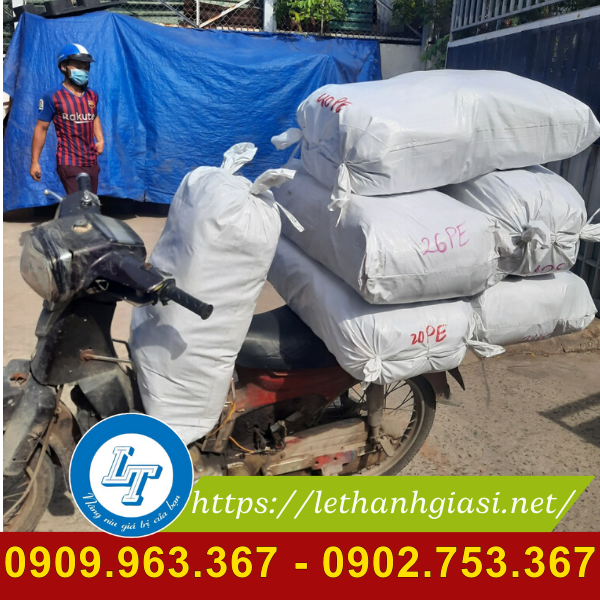 Bỏ sỉ túi xốp 2 quai màu trắng sữa giá tốt túi xốp trắng sữa