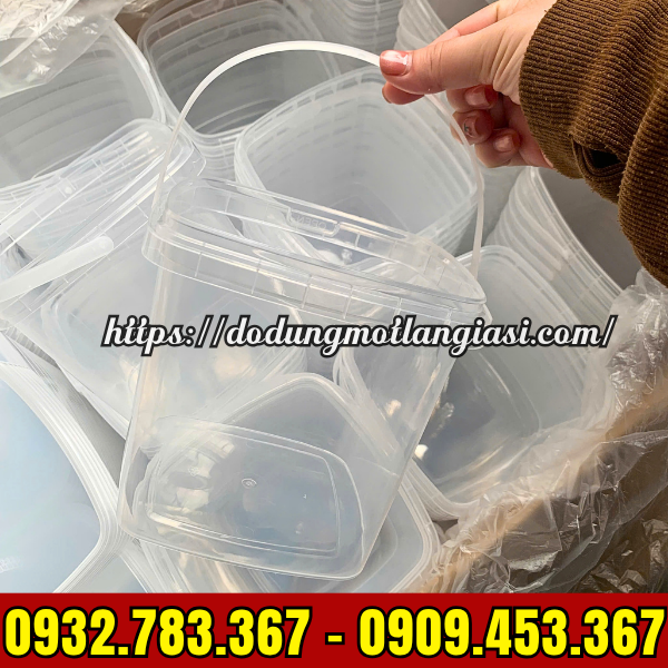 XÔ TRÀ SỮA VUÔNG 2 LÍT CÓ QUAI XÁCH SỈ CHO HÀNG QUÁN xô trà sữa 2 lít