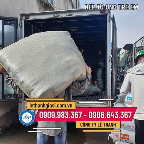 Mẫu DÉP TỔ ONG TRẺ EM giá sỉ siêu rẻ nhiều màu Mẫu DÉP TỔ ONG TRẺ EM giá sỉ siêu rẻ nhiều màu