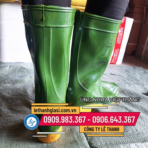 Bán ủng nhựa Việt Thắng giá rẻ chống trơn Bán ủng nhựa Việt Thắng giá rẻ chống trơn