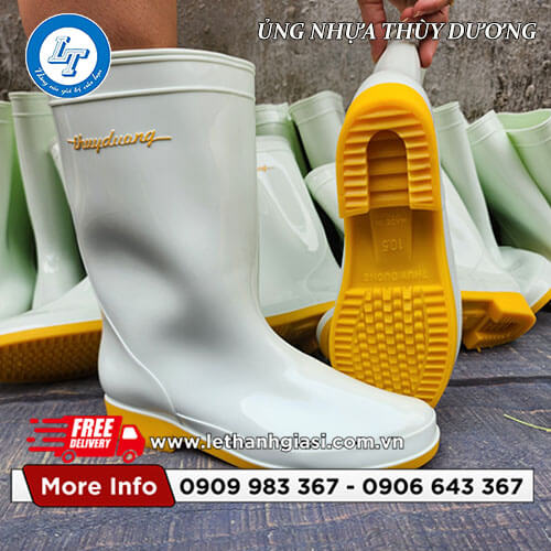 địa chỉ giá sỉ rẻ ủng nhựa Thùy Dương trắng đế vàng 2 địa chỉ giá sỉ rẻ ủng nhựa Thùy Dương trắng đế vàng 2