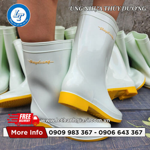 địa chỉ giá sỉ rẻ ủng nhựa Thùy Dương trắng đế vàng 4 địa chỉ giá sỉ rẻ ủng nhựa Thùy Dương trắng đế vàng 4