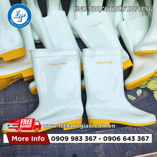 địa chỉ giá sỉ rẻ ủng nhựa Thùy Dương trắng đế vàng 5 địa chỉ giá sỉ rẻ ủng nhựa Thùy Dương trắng đế vàng 5