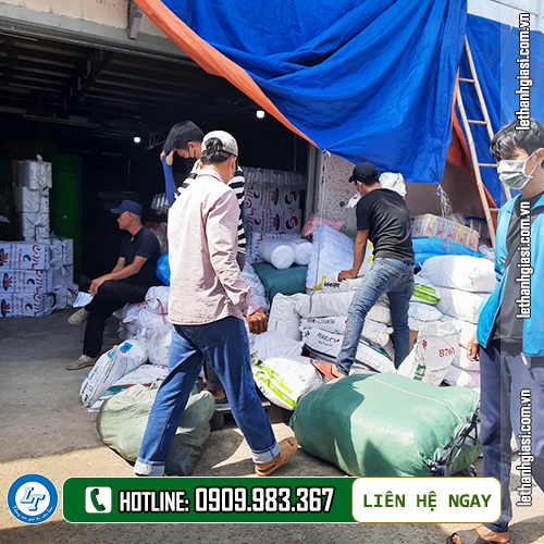 Ủng Thuỳ Dương xanh rêu-giá ổn định cho mọi nhà Ủng Thuỳ Dương xanh rêu-giá ổn định cho mọi nhà