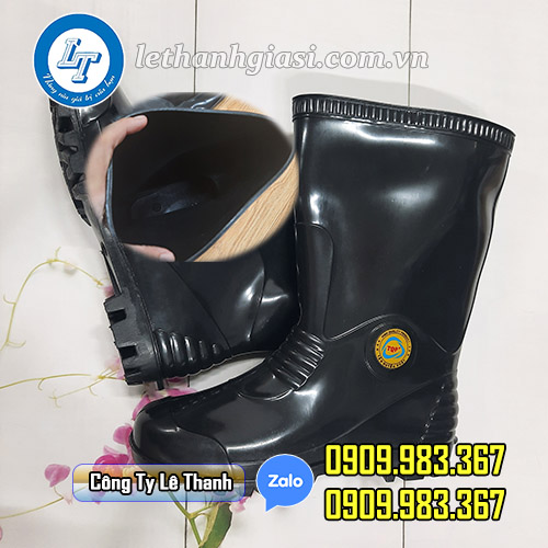 phân phối ủng đen chất liệu nhựa cấp ủng đen