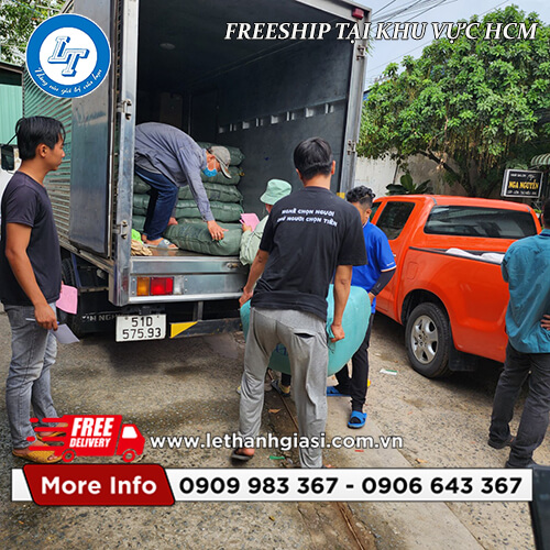 áo mưa cánh dơi có kính đèn xe giá sỉ chính hãng áo mưa cánh dơi có kính đèn xe giá sỉ chính hãng