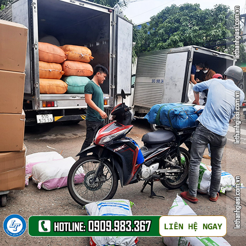 Ủng Thuỳ Dương xanh rêu-giá ổn định cho mọi nhà Ủng Thuỳ Dương xanh rêu-giá ổn định cho mọi nhà