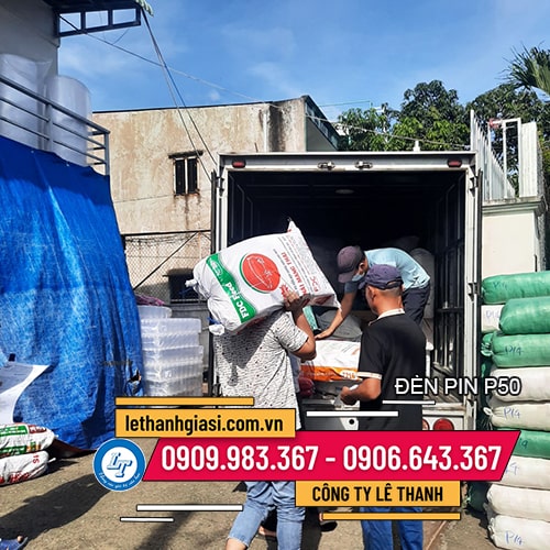 Điểm bán đèn pin siêu sáng P50 giá sỉ rẻ Điểm bán đèn pin siêu sáng P50 giá sỉ rẻ