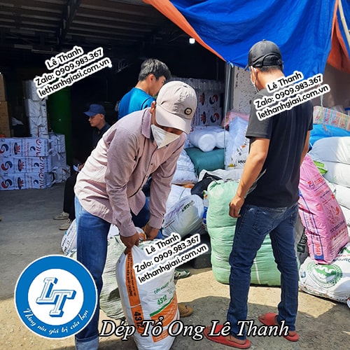 dép tổ ong xanh, đỏ đế gai bán keo ký dép tổ ong xanh, đỏ đế gai bán keo ký