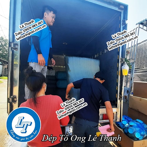 dép tổ ong xanh, đỏ đế gai bán keo ký dép tổ ong xanh, đỏ đế gai bán keo ký