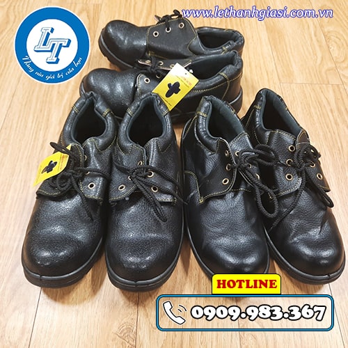Nên mua giày bảo hộ công nhân nào chống đinh tốt nhất? Nên mua giày bảo hộ công nhân nào chống đinh tốt nhất?