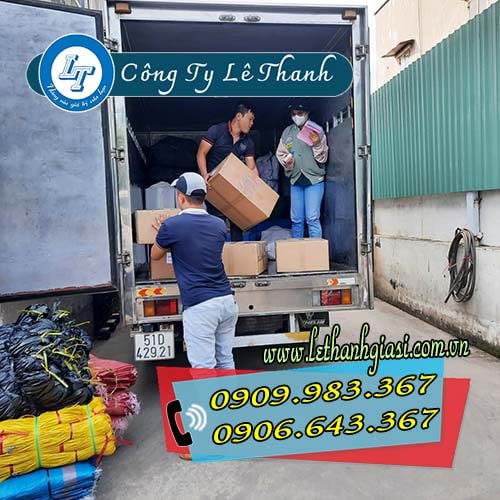 buôn sỉ giày bảo hộ lao động XP chỉ vàng buôn sỉ giày bảo hộ lao động XP chỉ vàng