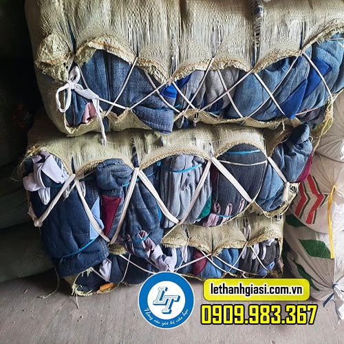 giá 1 bao găng tay vải jean 2 lớp đa dạng kích cỡ giá 1 bao găng tay vải jean 2 lớp đa dạng kích cỡ