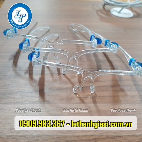 mua kính chống giọt bắn an toàn trong mùa lễ Tết kính chống giọt bắn