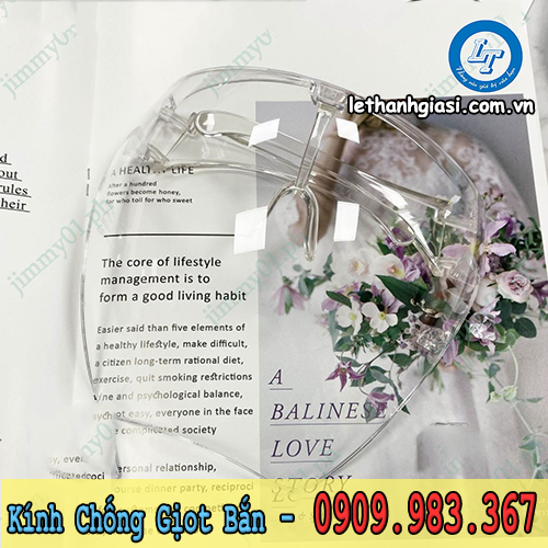 kính chống giọt bắn an toàn trong mùa covid kính chống giọt bắn