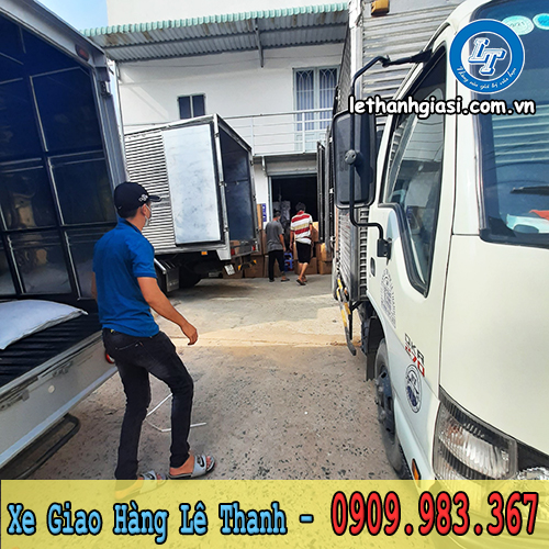 kính chống giọt bắn an toàn trong mùa covid kính chống giọt bắn