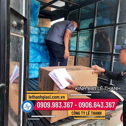 Lấy sỉ kính bơi xanh - hồng giá rẻ loại xịn  Lấy sỉ kính bơi xanh - hồng giá rẻ loại xịn