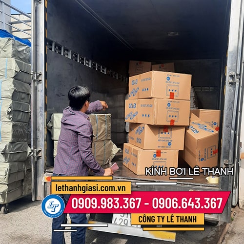 Lấy sỉ kính bơi xanh - hồng giá rẻ loại xịn  Lấy sỉ kính bơi xanh - hồng giá rẻ loại xịn