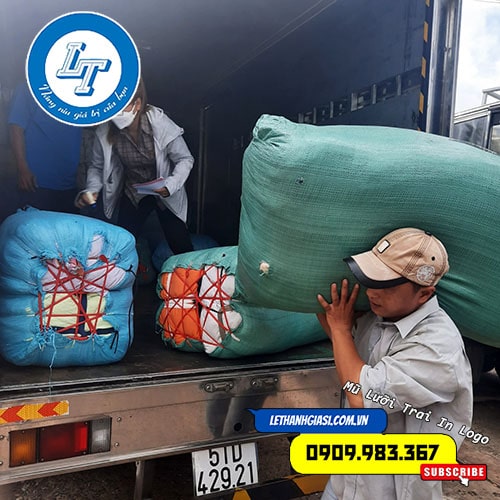 đặt mua mũ lưỡi trai nam chính hãng in chữ theo yêu cầu đặt mua mũ lưỡi trai nam chính hãng in chữ theo yêu cầu