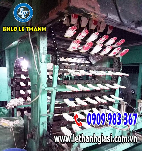 Sản xuất bao tay len nhúng nhựa