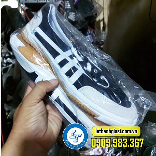 tìm mua giày bata 4 sọc, 3 sọc chính hãng đi chơi tết bata sọc