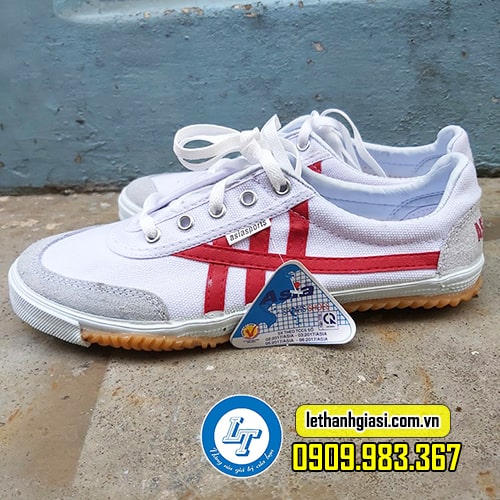 tìm mua giày bata 4 sọc, 3 sọc chính hãng đi chơi tết bata sọc