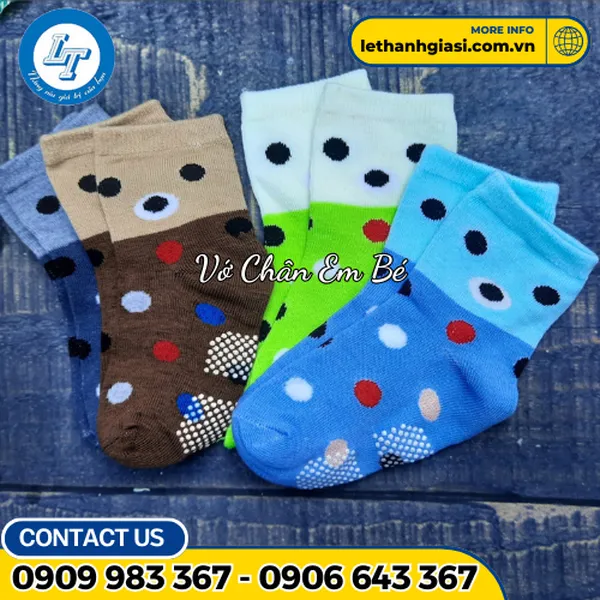 Vớ Chân Em Bé
