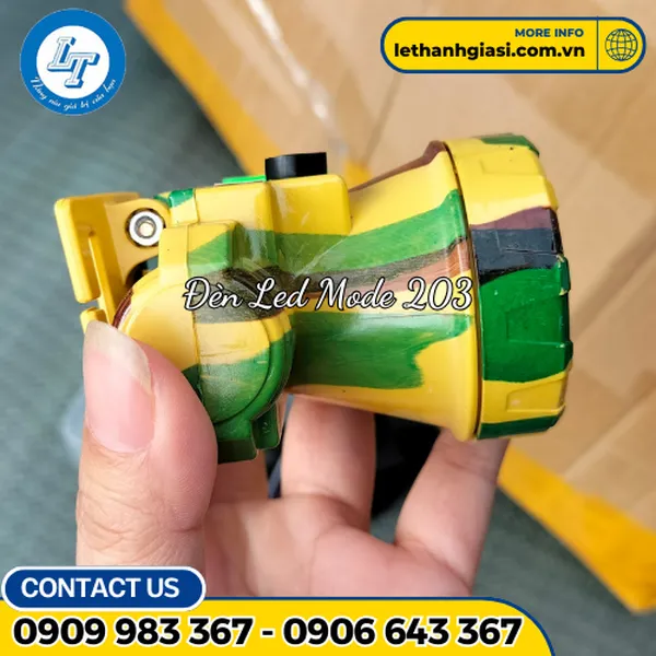 ĐÈN PIN SIÊU SÁNG ĐỘI ĐẦU