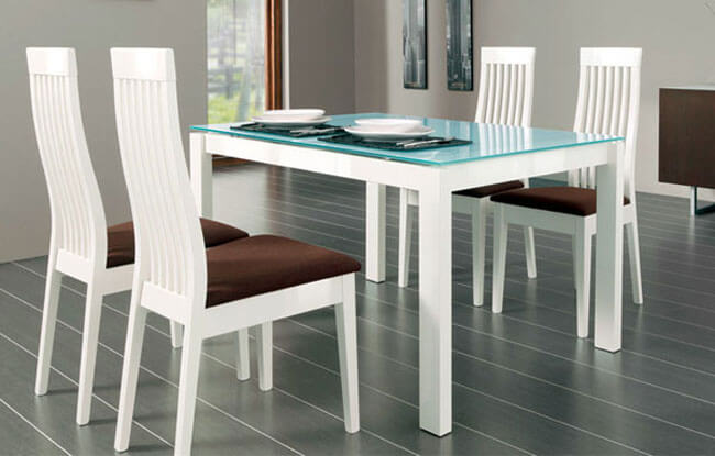 Bàn ăn hiện đại sang trọng dành cho căn hộ chung cư