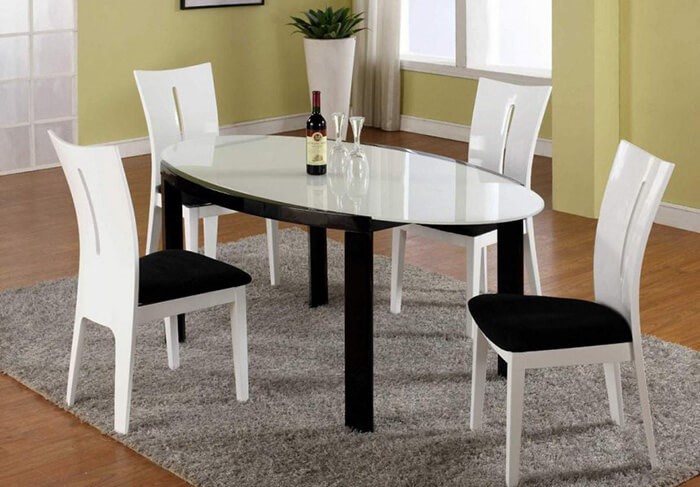 Bàn ăn được thiết kế theo kiểu hiện đại được ưa chuộng nhất hiện nay