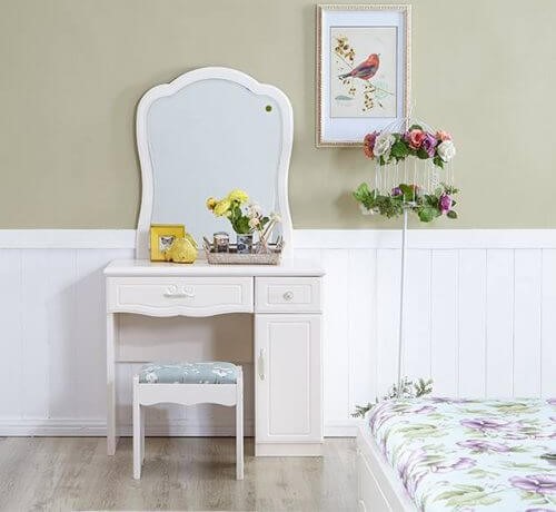 Mẫu thiết kế bàn trang điểm theo phong cách hiện đại