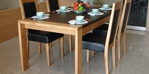 Bàn ăn hiện đại sang trọng dành cho căn hộ chung cư