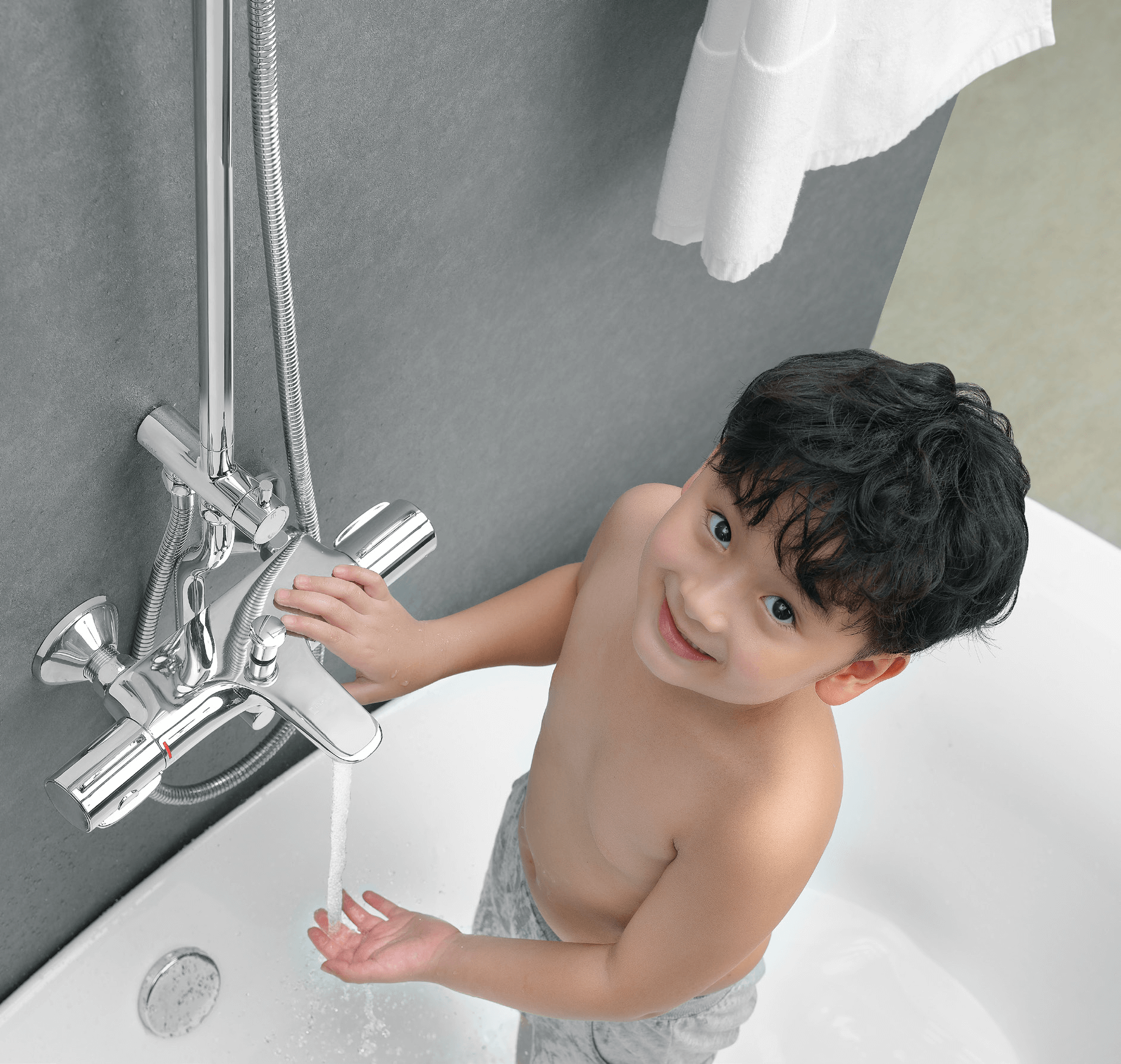 Chỉnh nhiệt sẽ thật dễ dàng với tay sen Massage BFV-213S-3C Chỉnh nhiệt sẽ thật dễ dàng với tay sen Massage BFV-213S-3C