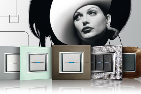 1 Gang Data Outlet Cat5e W. Shutter Schneider Neo Series Grey Silver Color E3031RJ5E_GS_G19 1 Gang Data Outlet Cat5e W. Shutter Schneider Neo Series Grey Silver Color E3031RJ5E_GS_G19