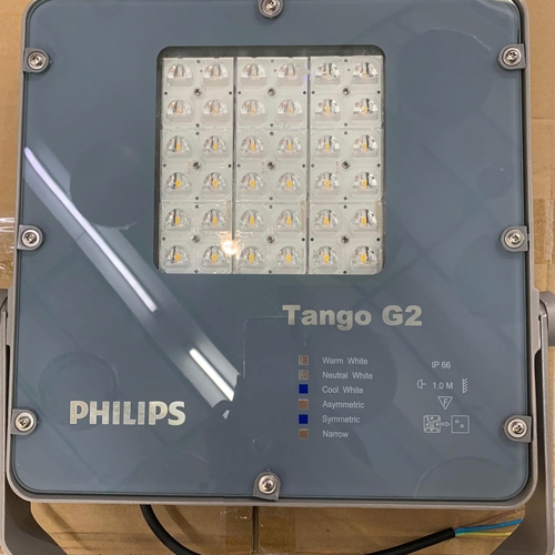 [Philips Inside] Đèn Pha LED Tango G2 Floodlight Chiếu Sáng Mặt Tiền Tòa Nhà Sân Vườn Citilight CTL281P 50W LED75/WW 220-240V 7500LM