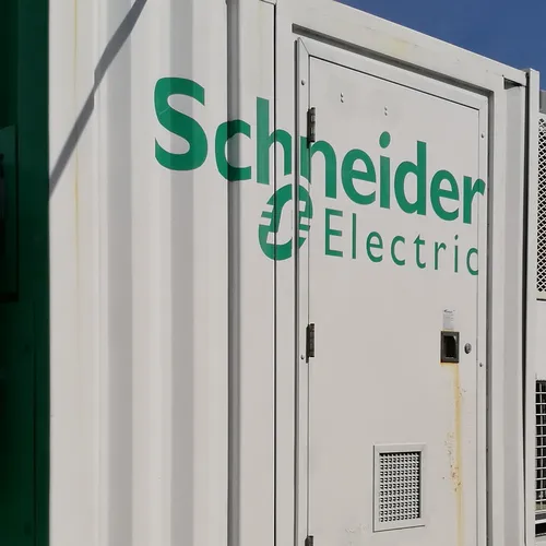 Ổ cắm sạc USB 2.1A đôi Schneider Concept 3032USB_WE