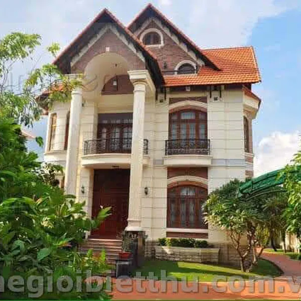 Cho thuê biệt thự mặt tiền đường Nguyễn Ư Dĩ Thảo Điền Cho thuê biệt thự mặt tiền đường Nguyễn Ư Dĩ Thảo Điền