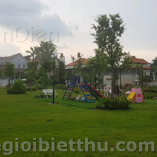 Biệt thự mới đẹp mặt tiền Nguyễn Văn Hưởng Thảo Điền Biệt thự mới đẹp mặt tiền Nguyễn Văn Hưởng Thảo Điền