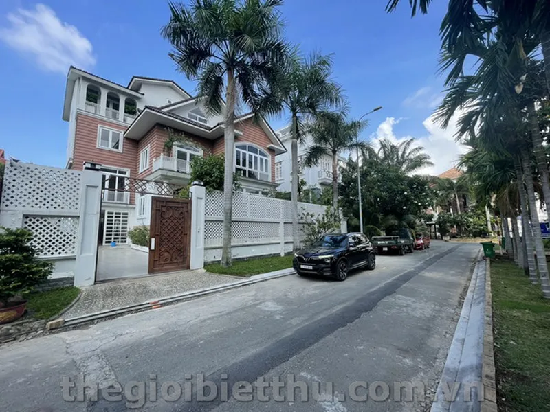 Cho thuê biệt thự cao cấp Thảo Điền 1 đường Nguyễn Văn Hưởng Cho thuê biệt thự cao cấp Thảo Điền 1 đường Nguyễn Văn Hưởng