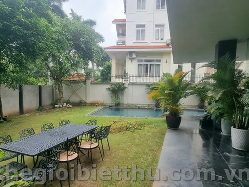 Bán biệt thự khu bảo vệ Kim Sơn Nguyễn Văn Hưởng Thảo Điền
