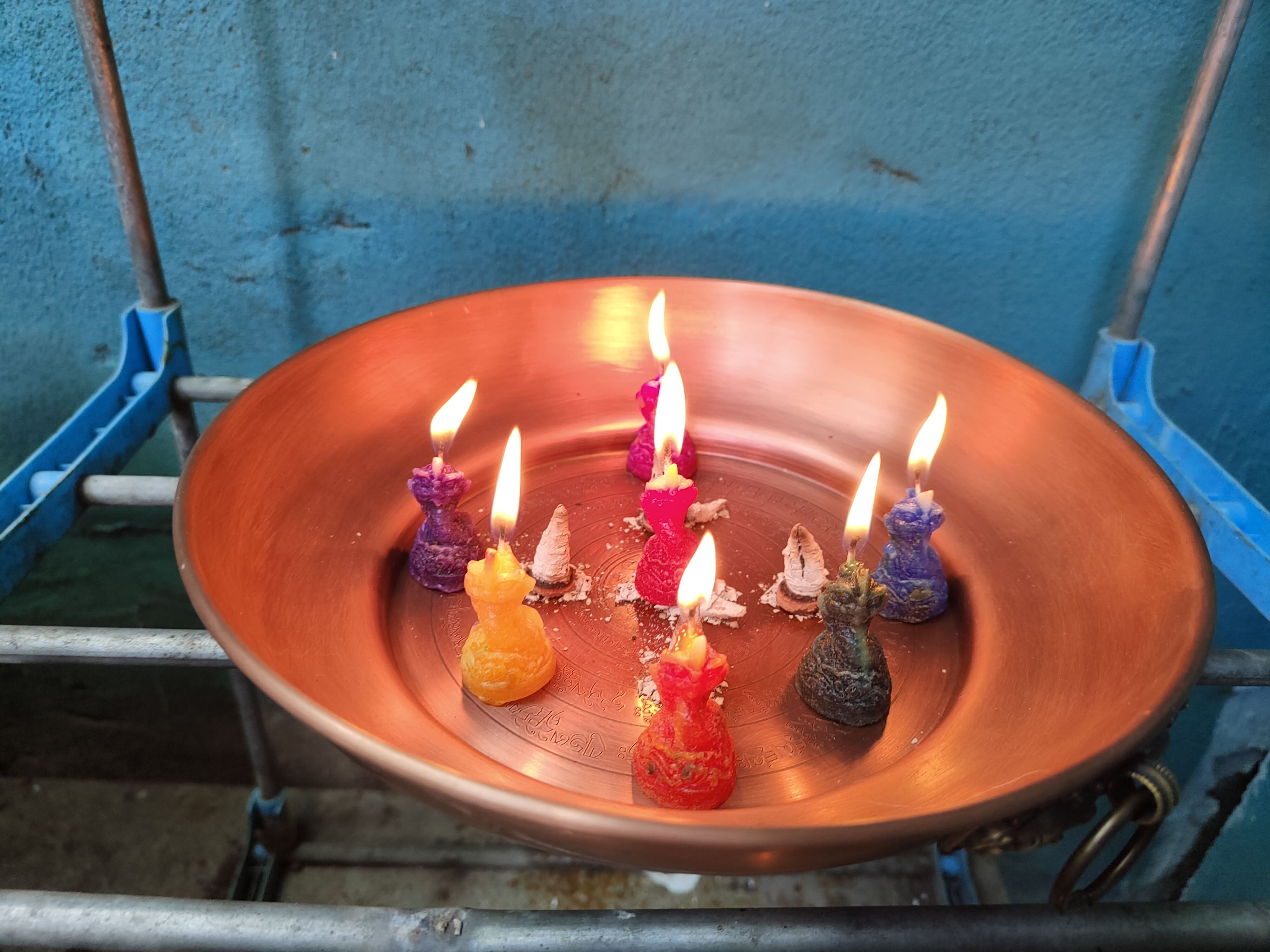 Đốt 7 nến rồng giúp Chư Thiên Rồng kích hoạt tài lộc, hộ mệnh mạnh mẽ nhất Đốt 7 nến rồng giúp Chư Thiên Rồng kích hoạt tài lộc, hộ mệnh mạnh mẽ nhất