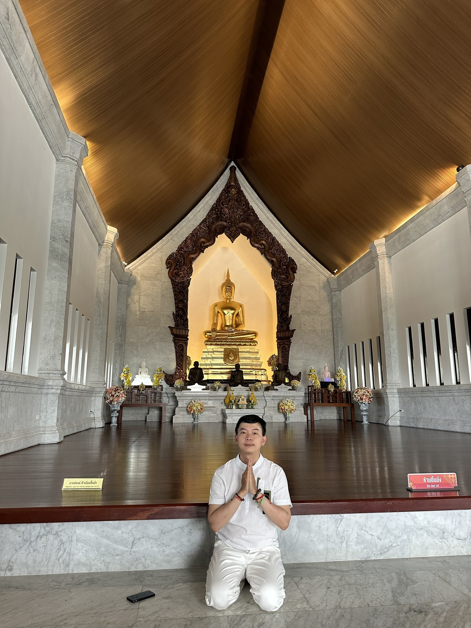 Achan Dương tại Bảo tháp của dòng Tu rừng Thái Lan Achan Dương tại Bảo tháp của dòng Tu rừng Thái Lan