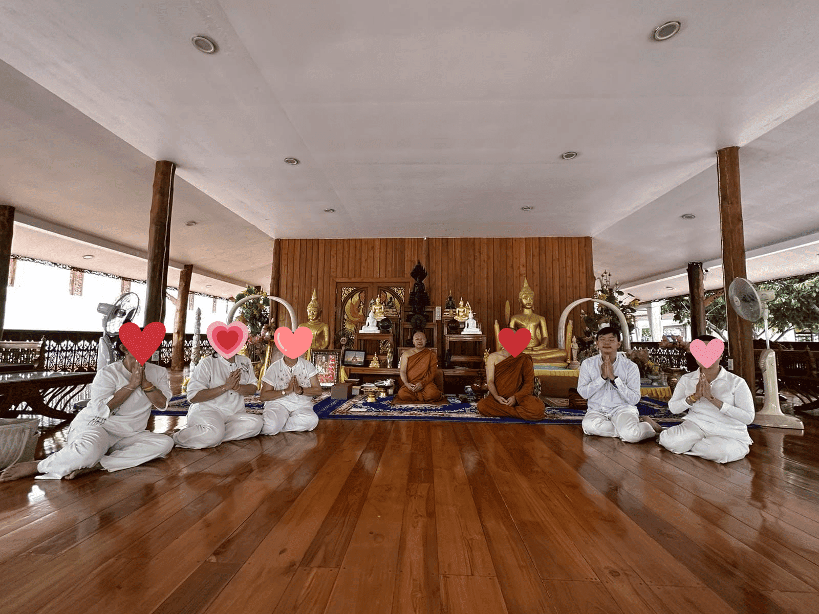 Cúng dường chùa có bảo tháp xá lợi Thái Lan Cúng dường chùa có bảo tháp xá lợi Thái Lan